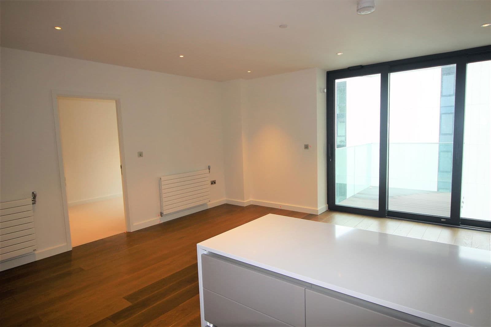 1 Bed Flat, Pienna Apartments, Wembley — photo 3