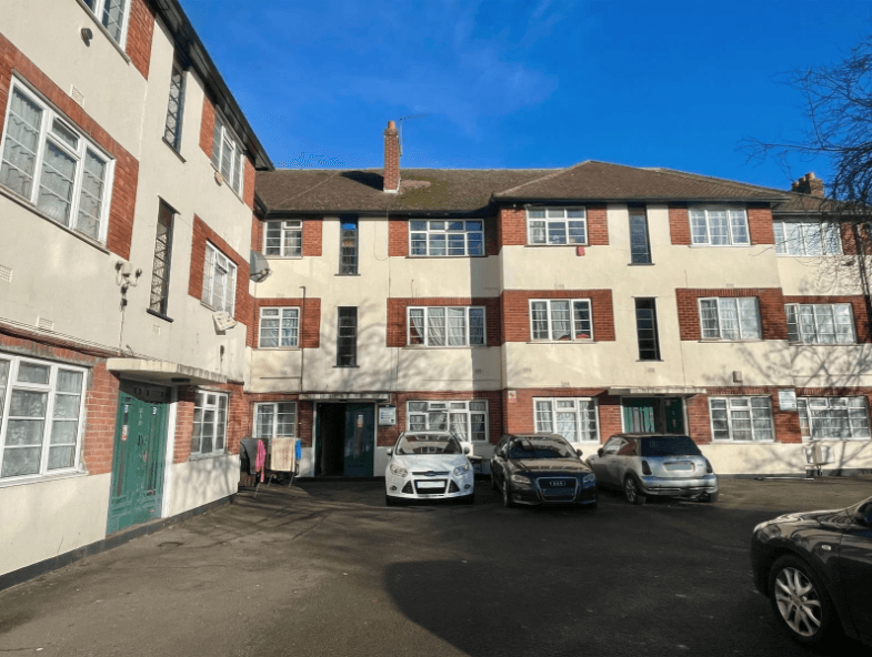 A Wonderfully presented two-bedroom ground-floor flat!