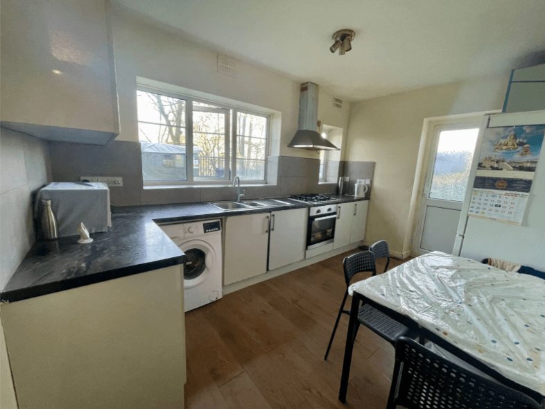 A Wonderfully presented two-bedroom ground-floor flat! — photo 5