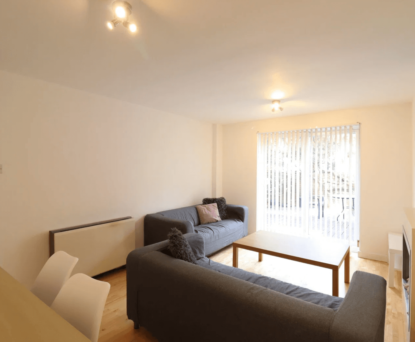 2 bedroom flat with Garden Access — photo 3