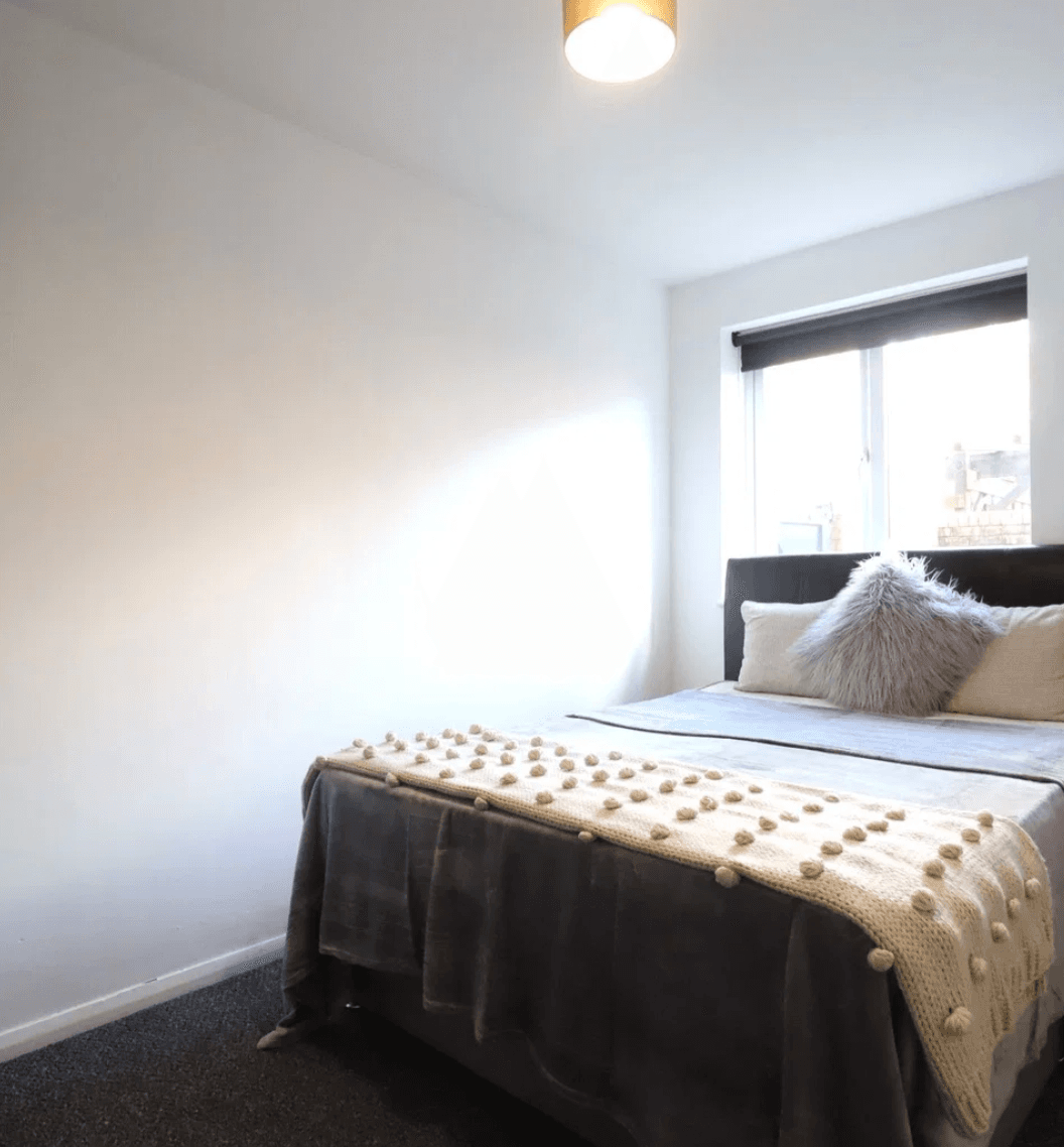 2 Bedroom Maisonette with Balcony and Courtyard access — photo 4
