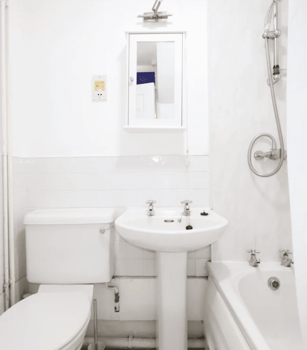 2 Bedroom Maisonette with Balcony and Courtyard access — photo 6